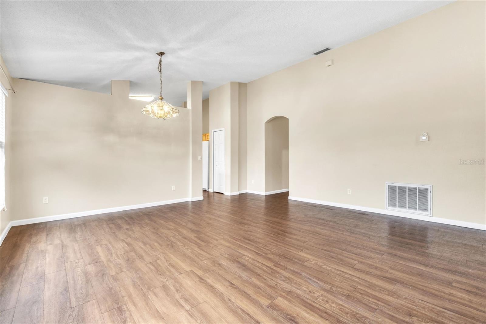 6621 BOUGANVILLEA CRESCENT DR, ORLANDO, FL, 32809