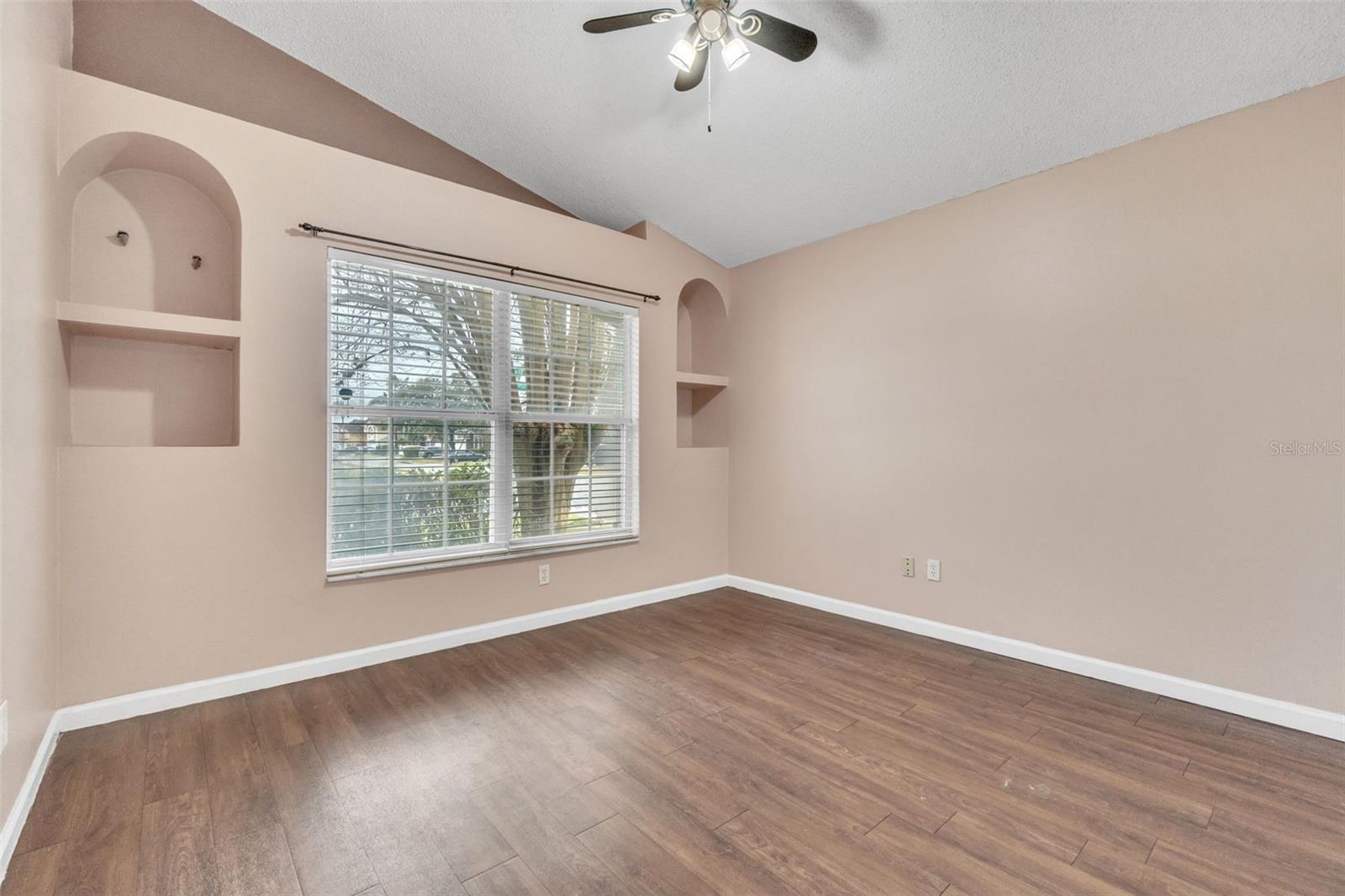 6621 BOUGANVILLEA CRESCENT DR, ORLANDO, FL, 32809