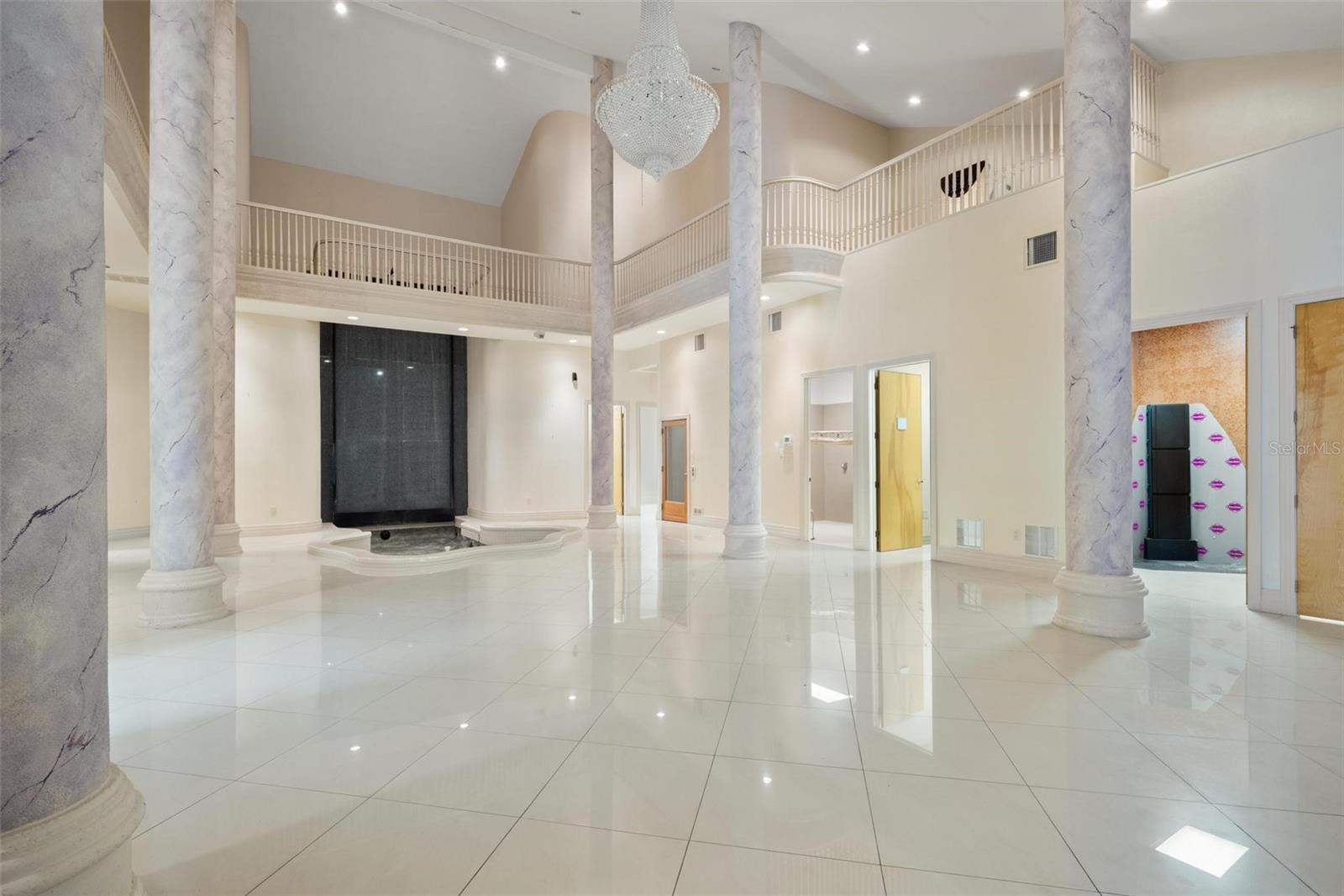 3730 TAMPA RD #3730-B, PALM HARBOR, FL, 34684