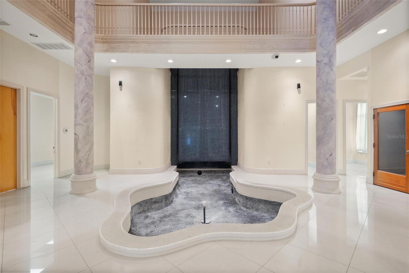 3730 TAMPA RD #3730-B, PALM HARBOR, FL, 34684