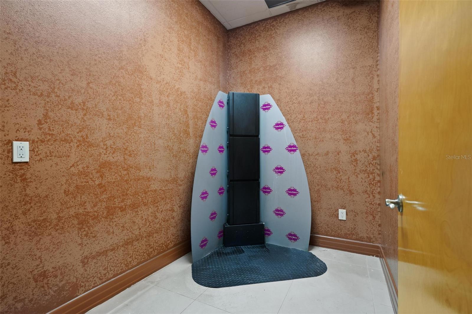 3730 TAMPA RD #3730-B, PALM HARBOR, FL, 34684