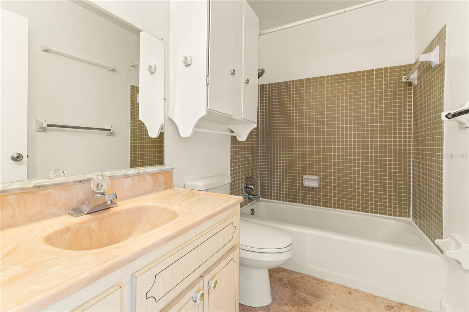 4335 AEGEAN DR #240A, TAMPA, FL, 33611
