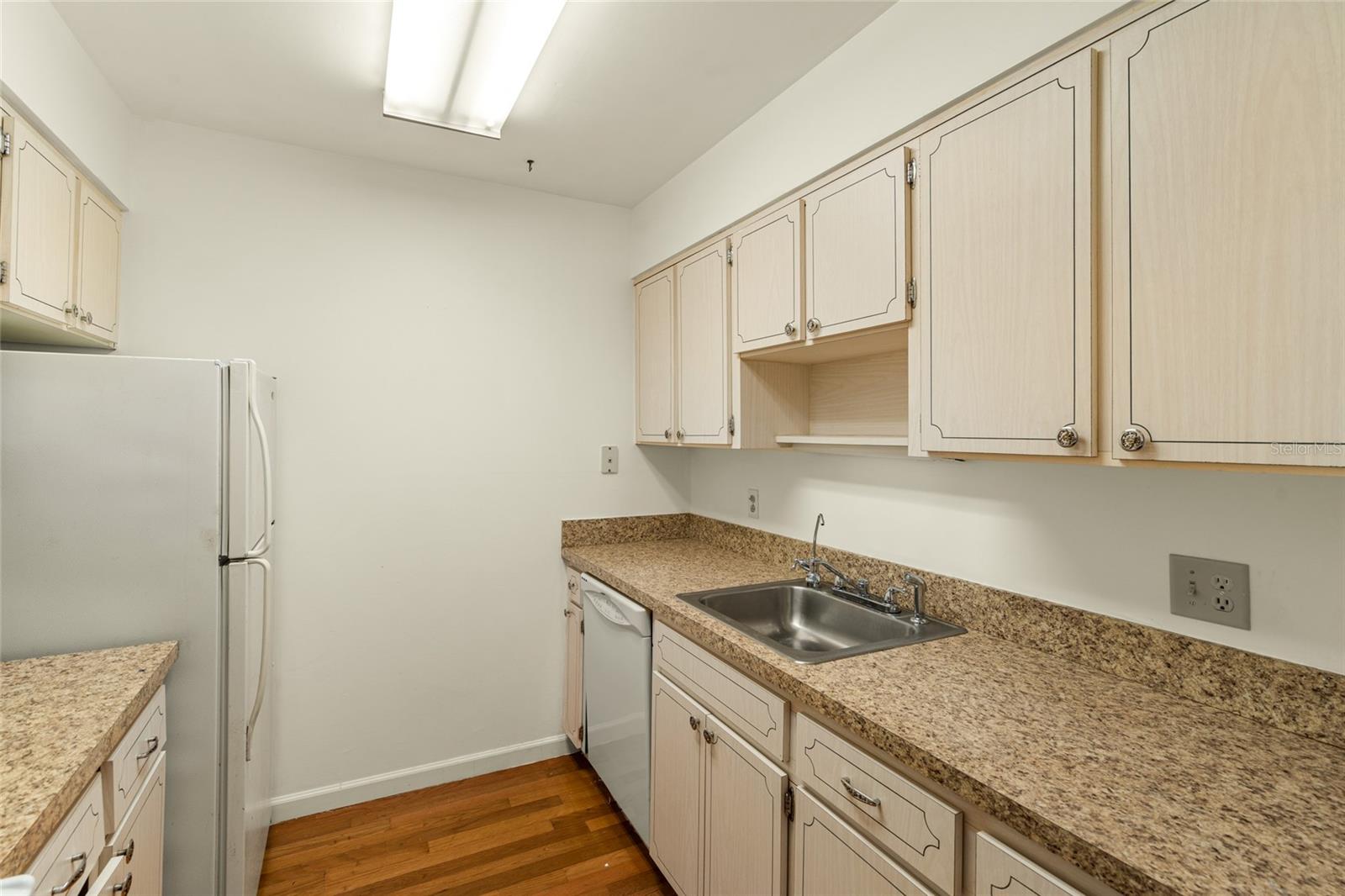 4335 AEGEAN DR #240A, TAMPA, FL, 33611