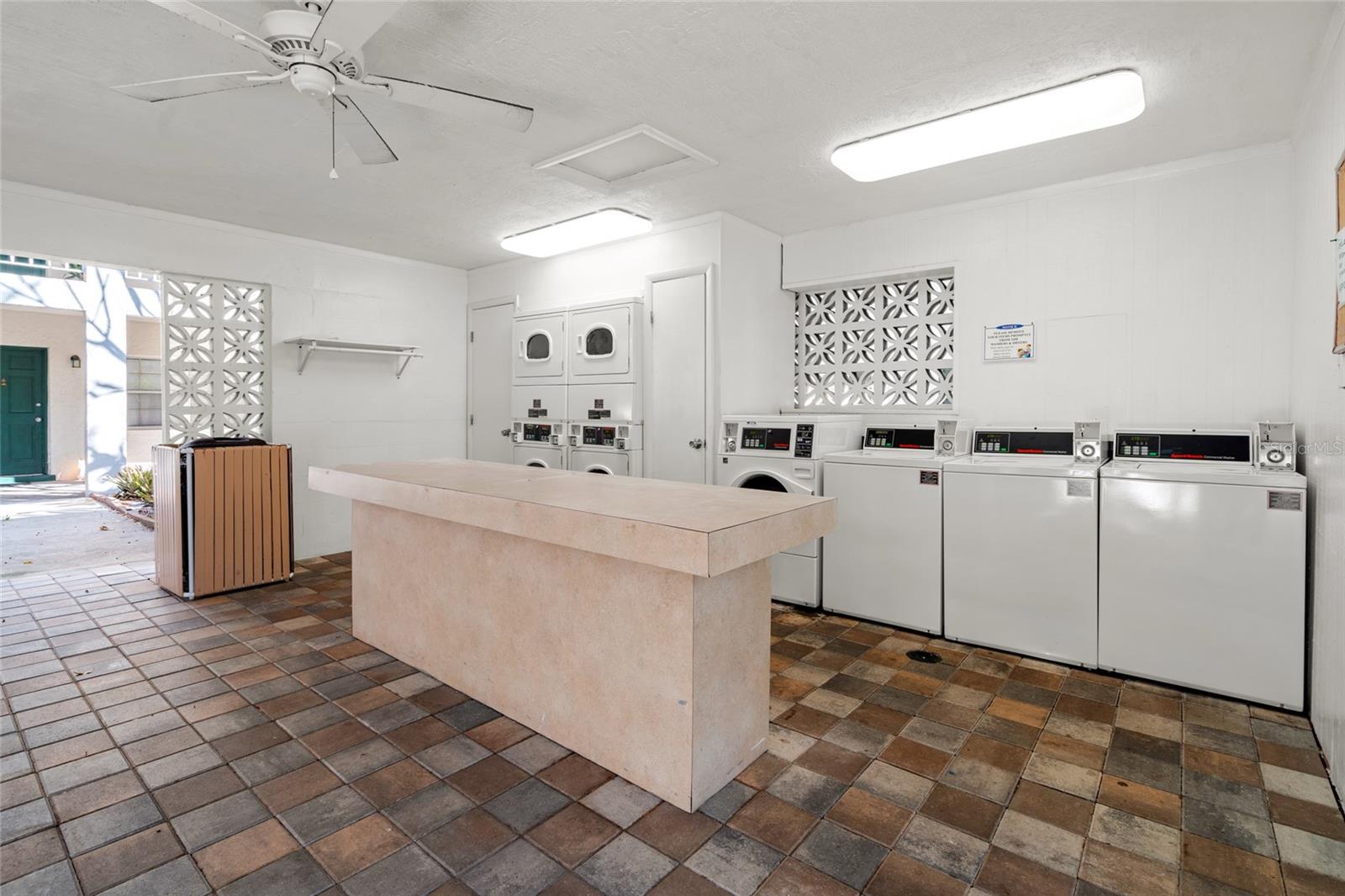 4335 AEGEAN DR #240A, TAMPA, FL, 33611