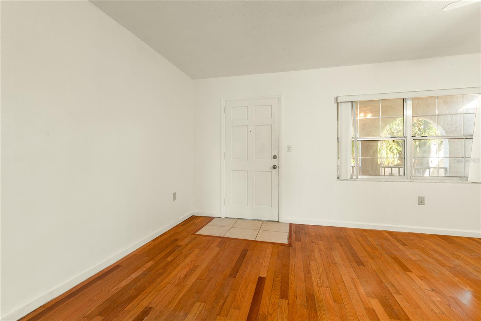 4335 AEGEAN DR #240A, TAMPA, FL, 33611