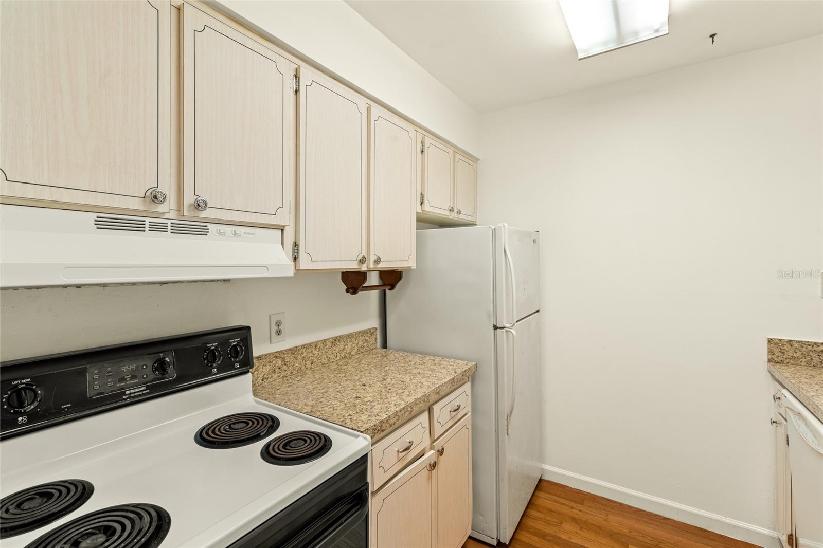 4335 AEGEAN DR #240A, TAMPA, FL, 33611