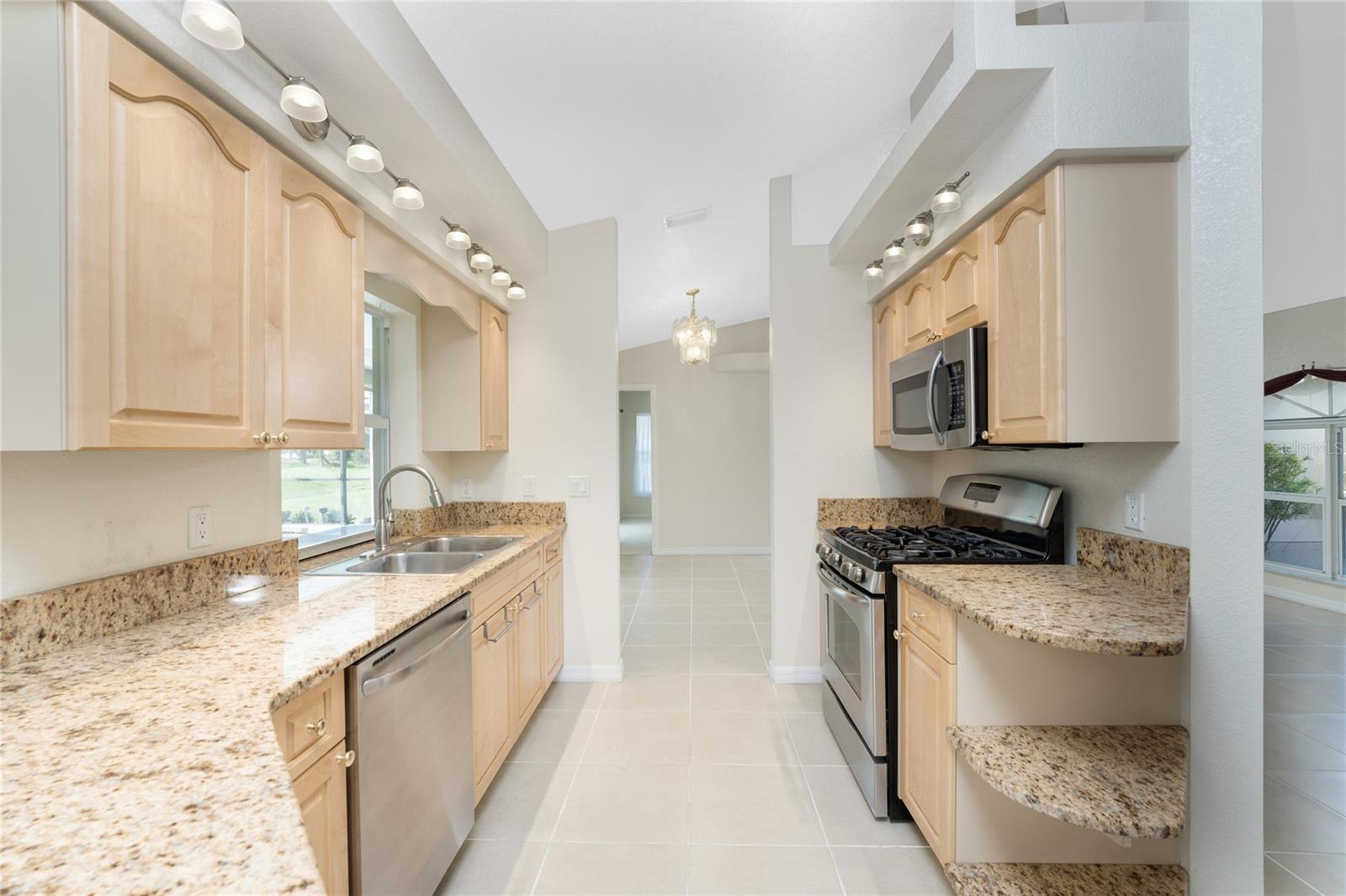 289 WHITE MARSH LN, ROTONDA WEST, FL, 33947