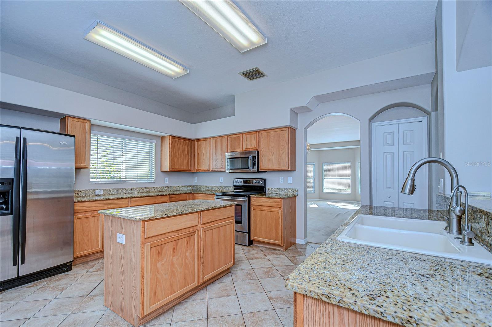 10816 LAKESIDE VISTA DR, RIVERVIEW, FL, 33569