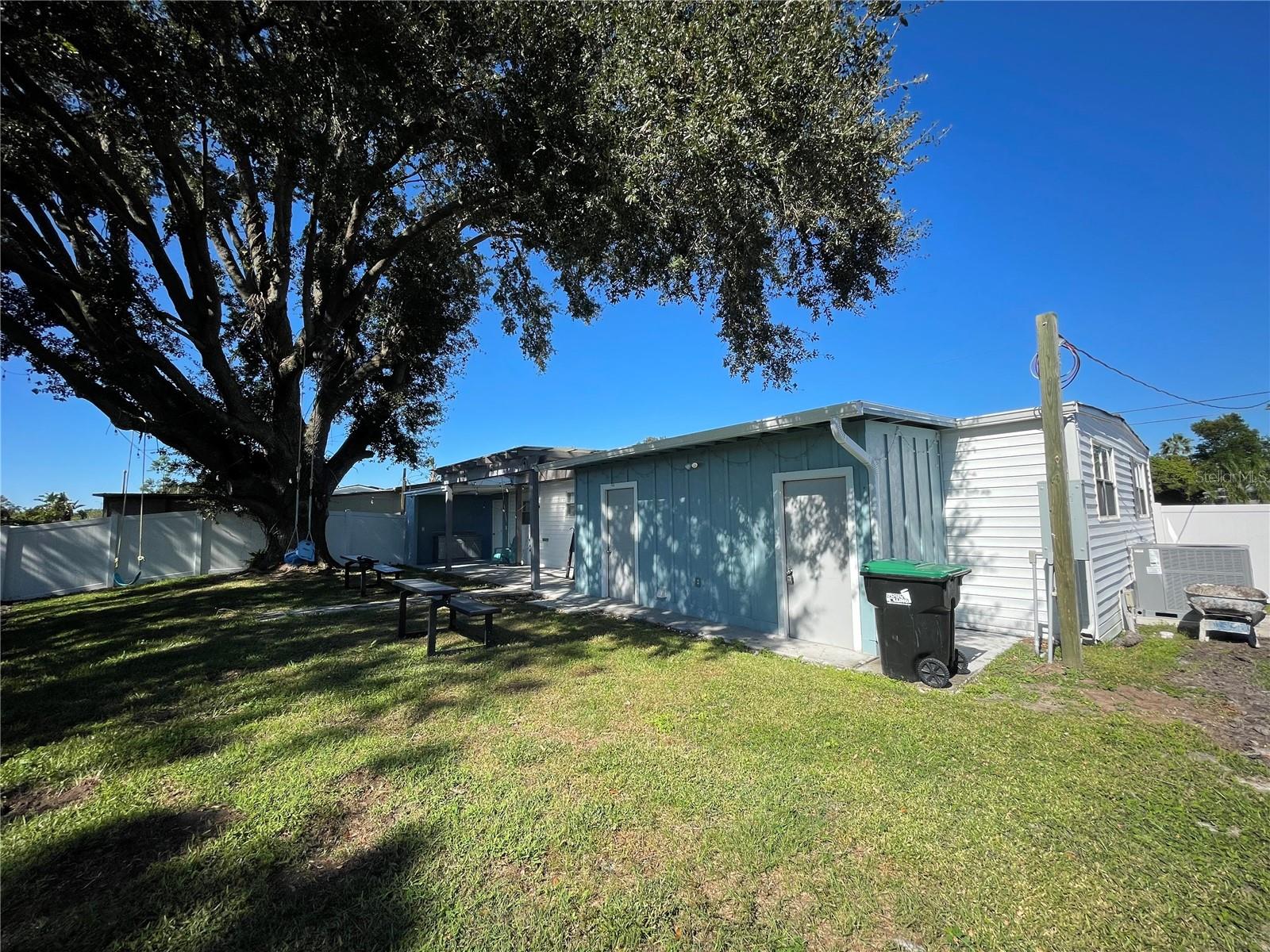 8150 CHARLIN PKWY, ORLANDO, FL, 32822