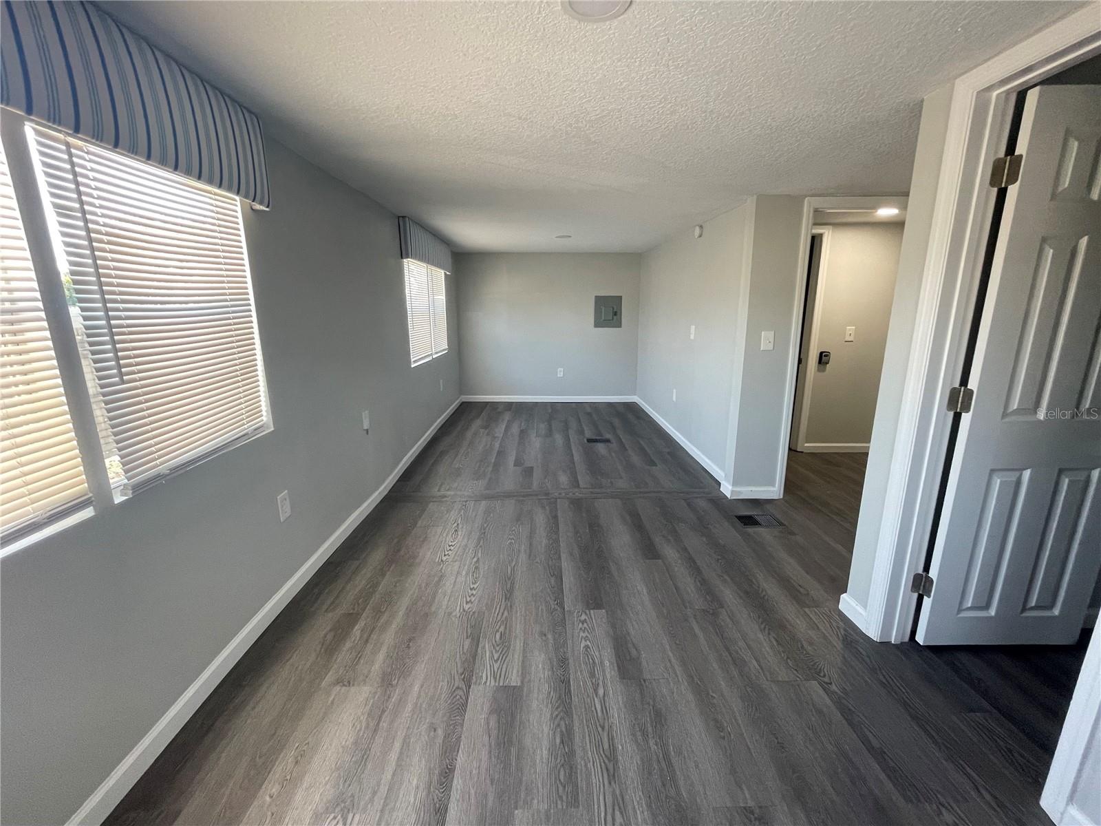 8150 CHARLIN PKWY, ORLANDO, FL, 32822