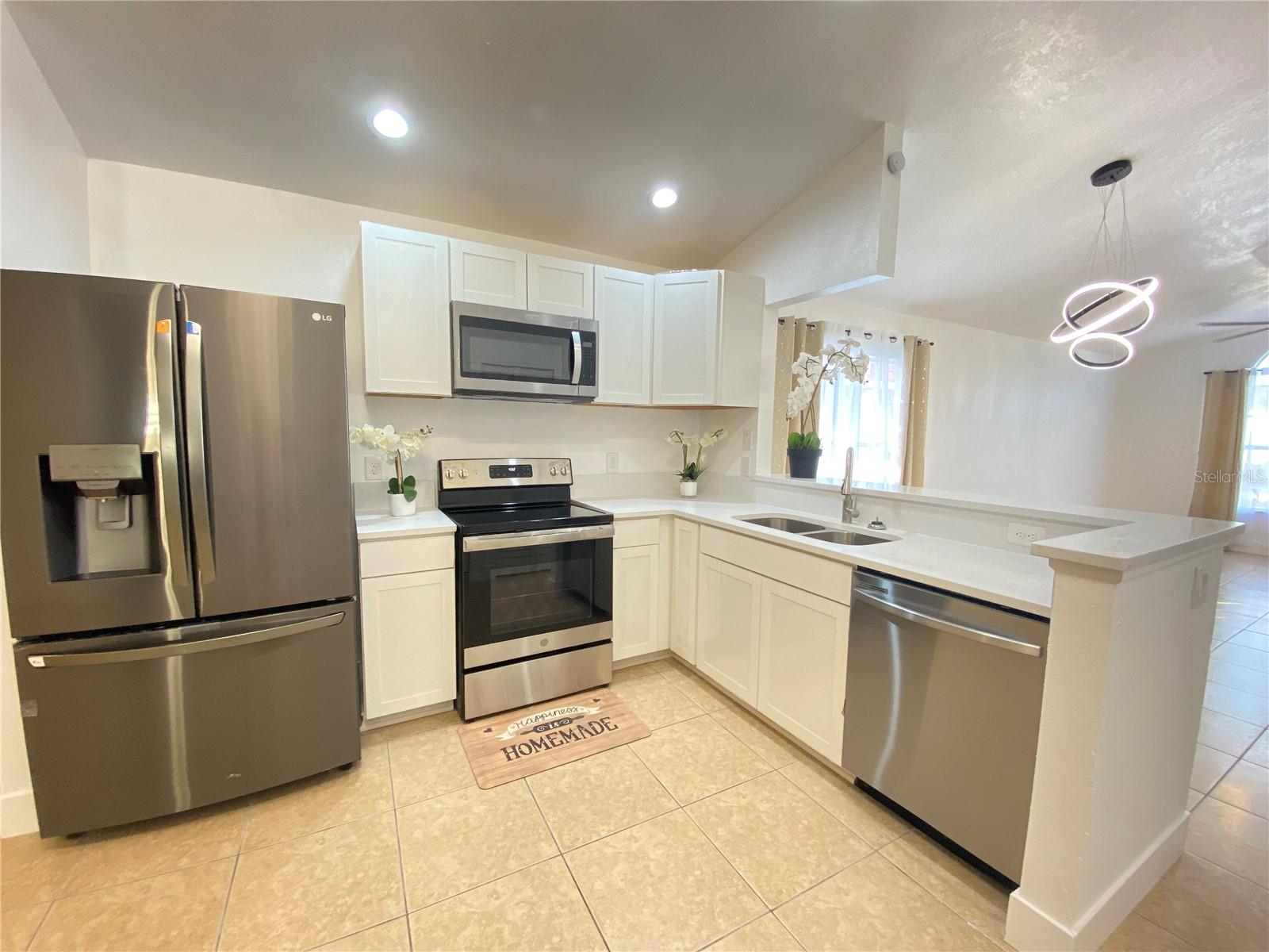 2907 DELCREST DR, ORLANDO, FL, 32817