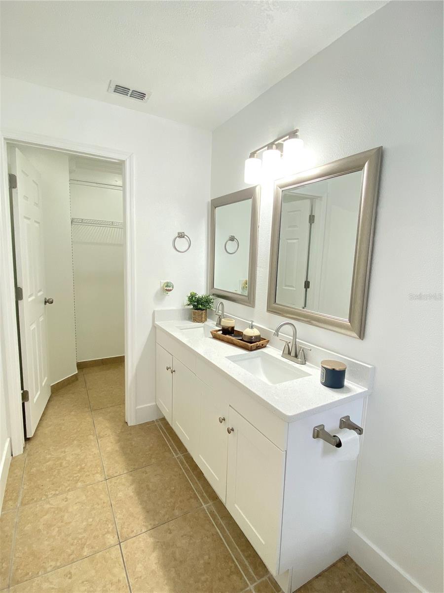 2907 DELCREST DR, ORLANDO, FL, 32817