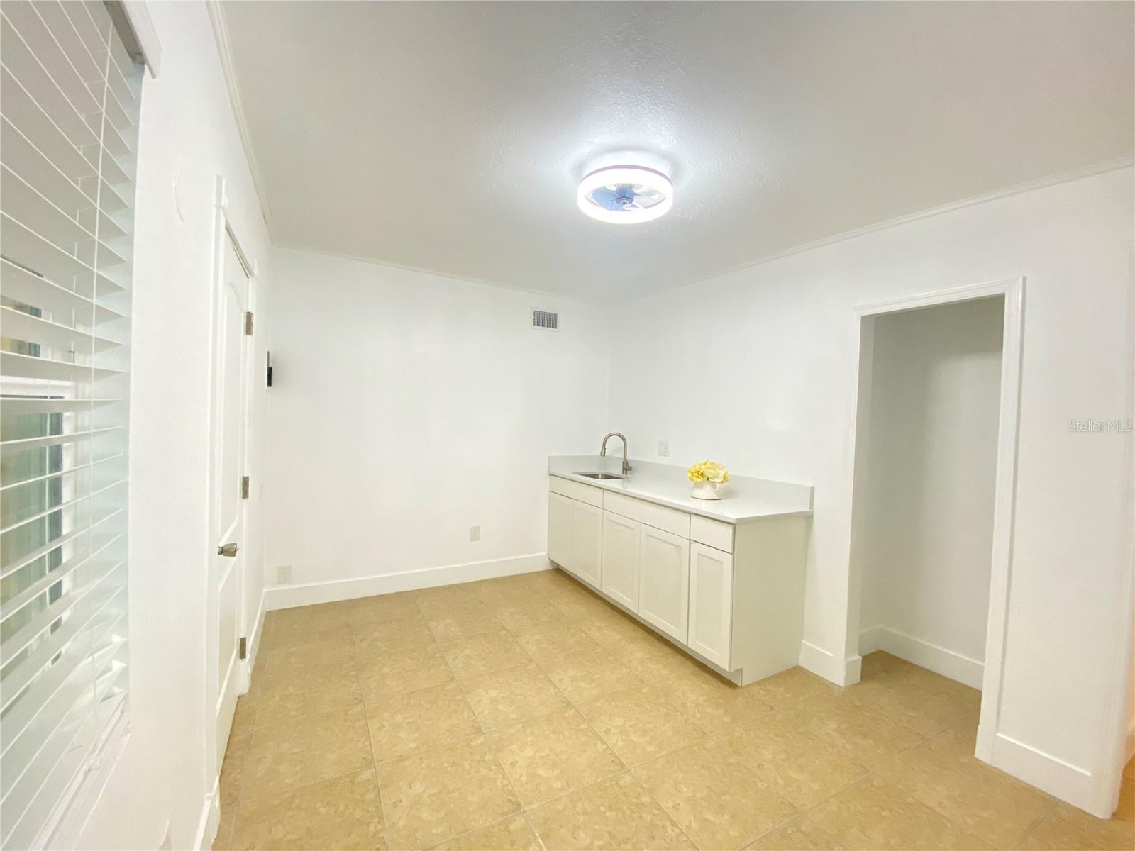 2907 DELCREST DR, ORLANDO, FL, 32817