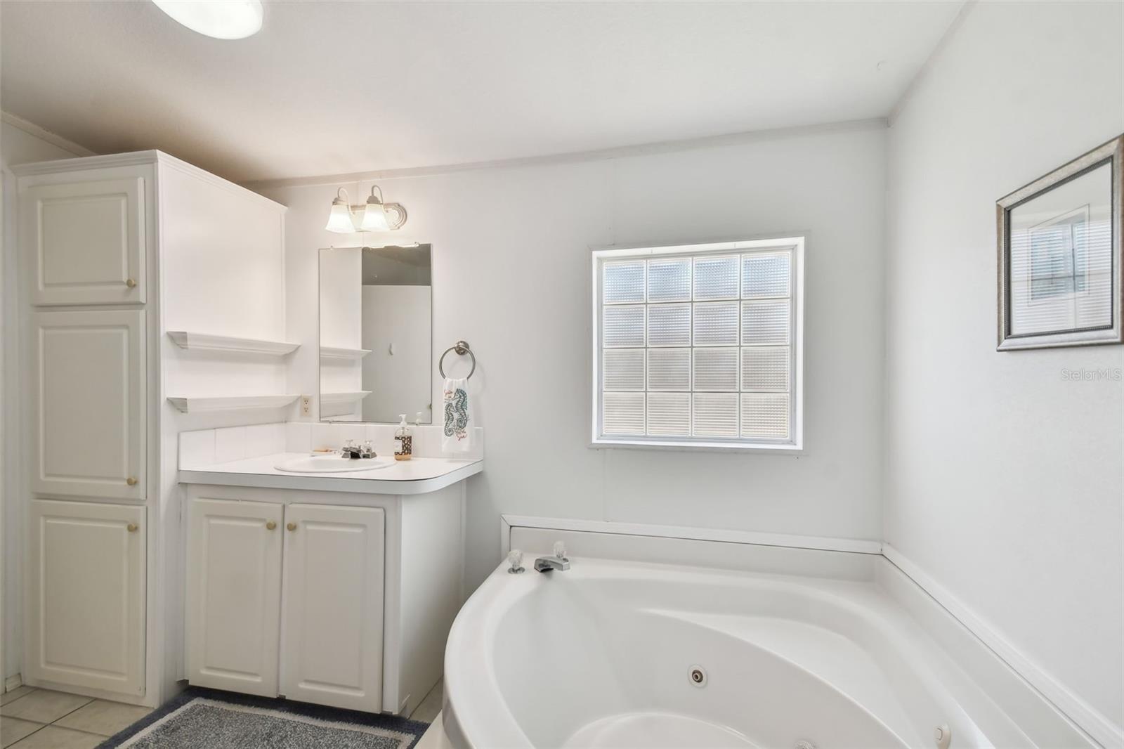 619 PELICAN DR S, OLDSMAR, FL, 34677
