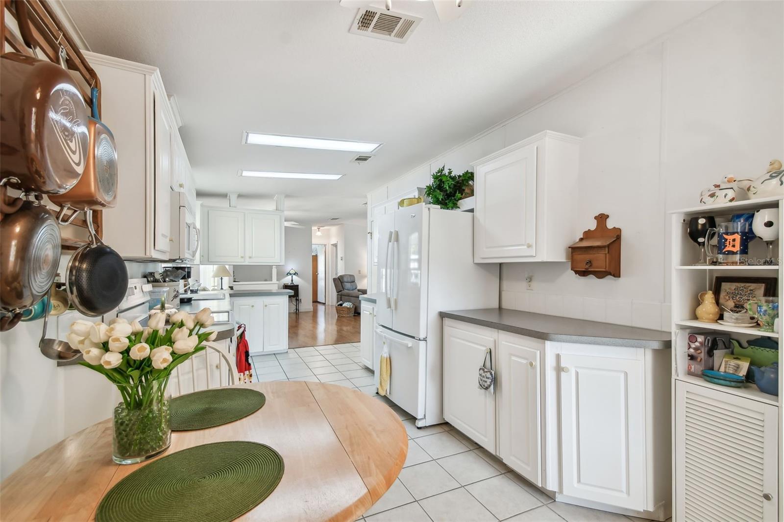 619 PELICAN DR S, OLDSMAR, FL, 34677
