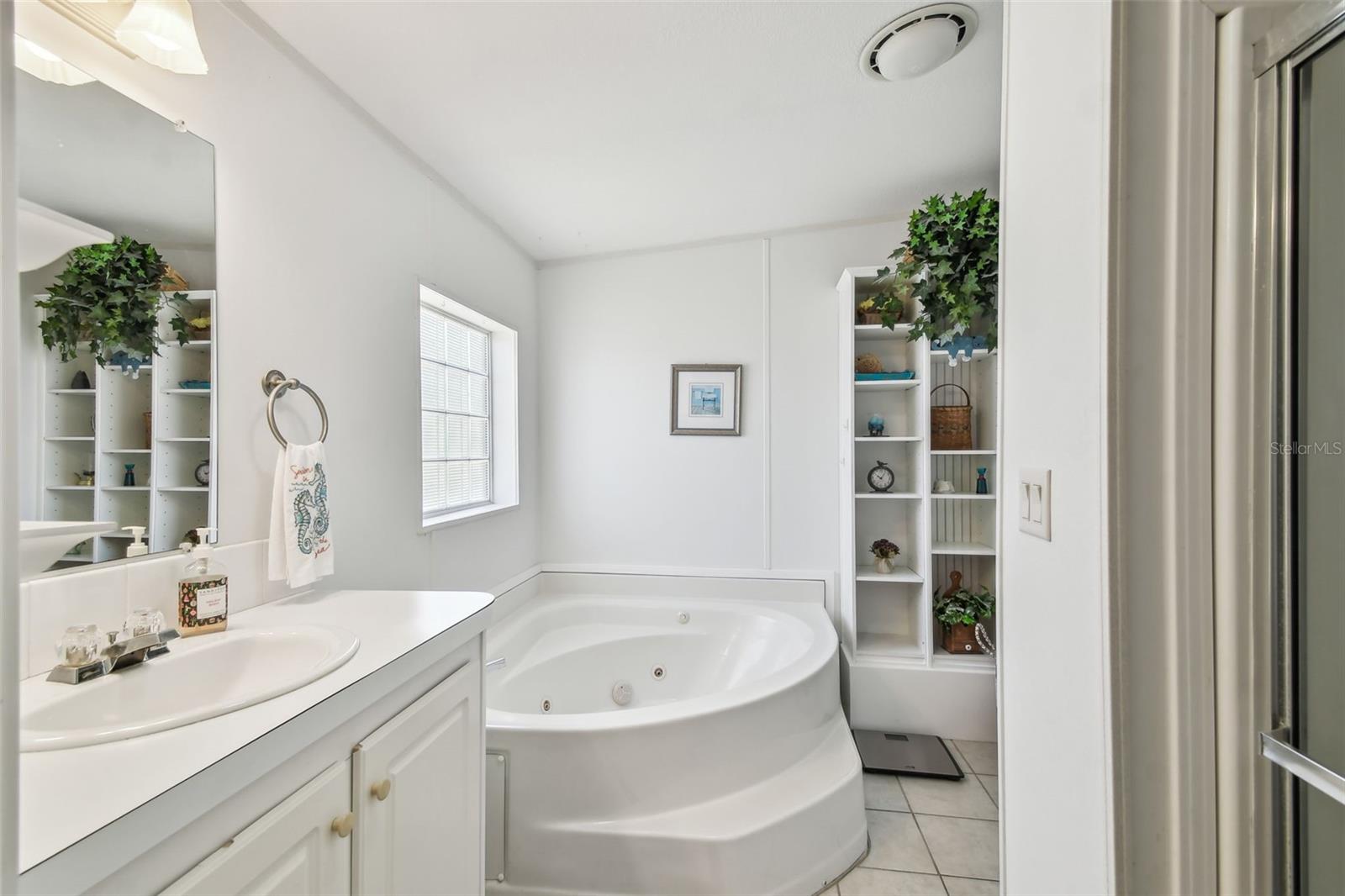 619 PELICAN DR S, OLDSMAR, FL, 34677