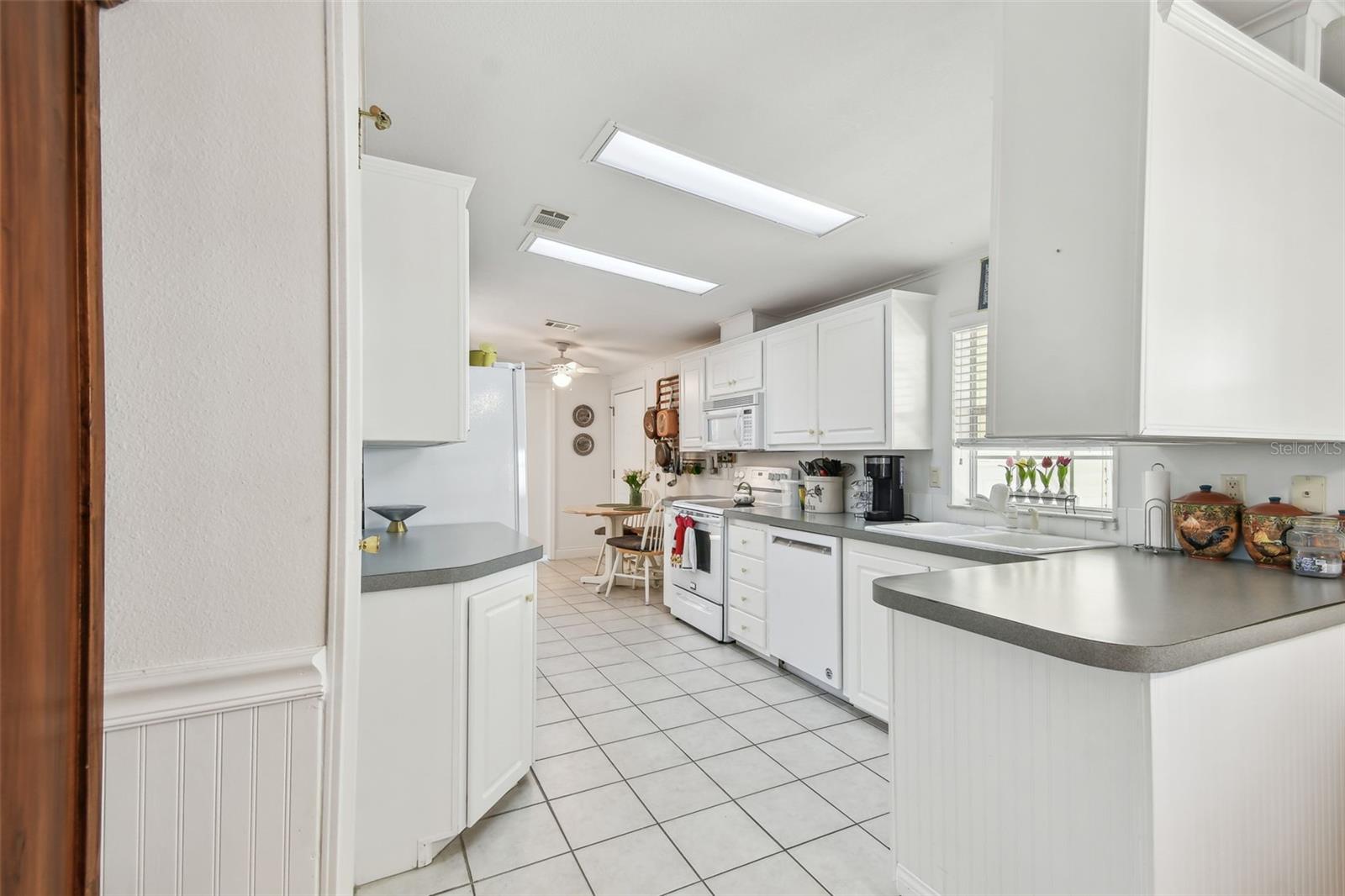 619 PELICAN DR S, OLDSMAR, FL, 34677