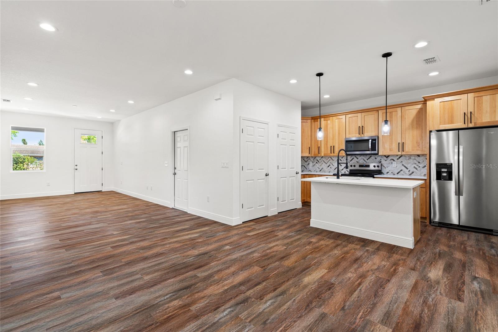 2503 E 19TH AVE, TAMPA, FL, 33605