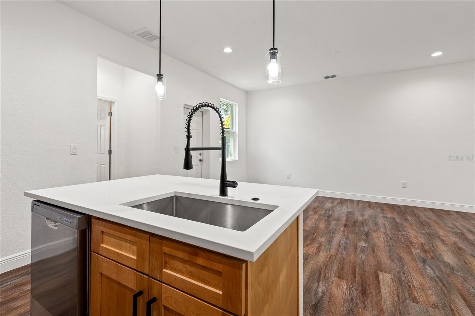 2503 E 19TH AVE, TAMPA, FL, 33605