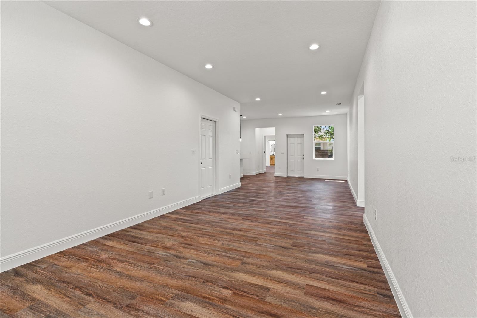2503 E 19TH AVE, TAMPA, FL, 33605