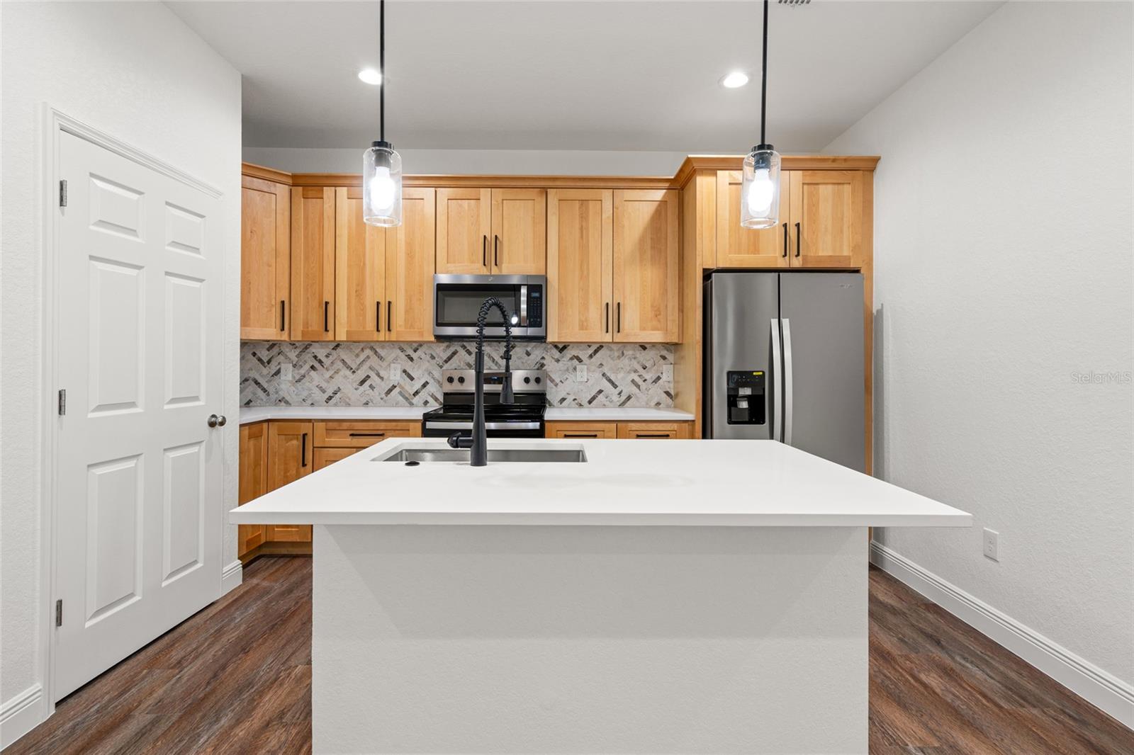2503 E 19TH AVE, TAMPA, FL, 33605