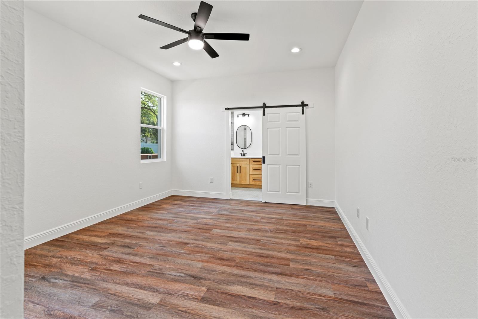 2503 E 19TH AVE, TAMPA, FL, 33605
