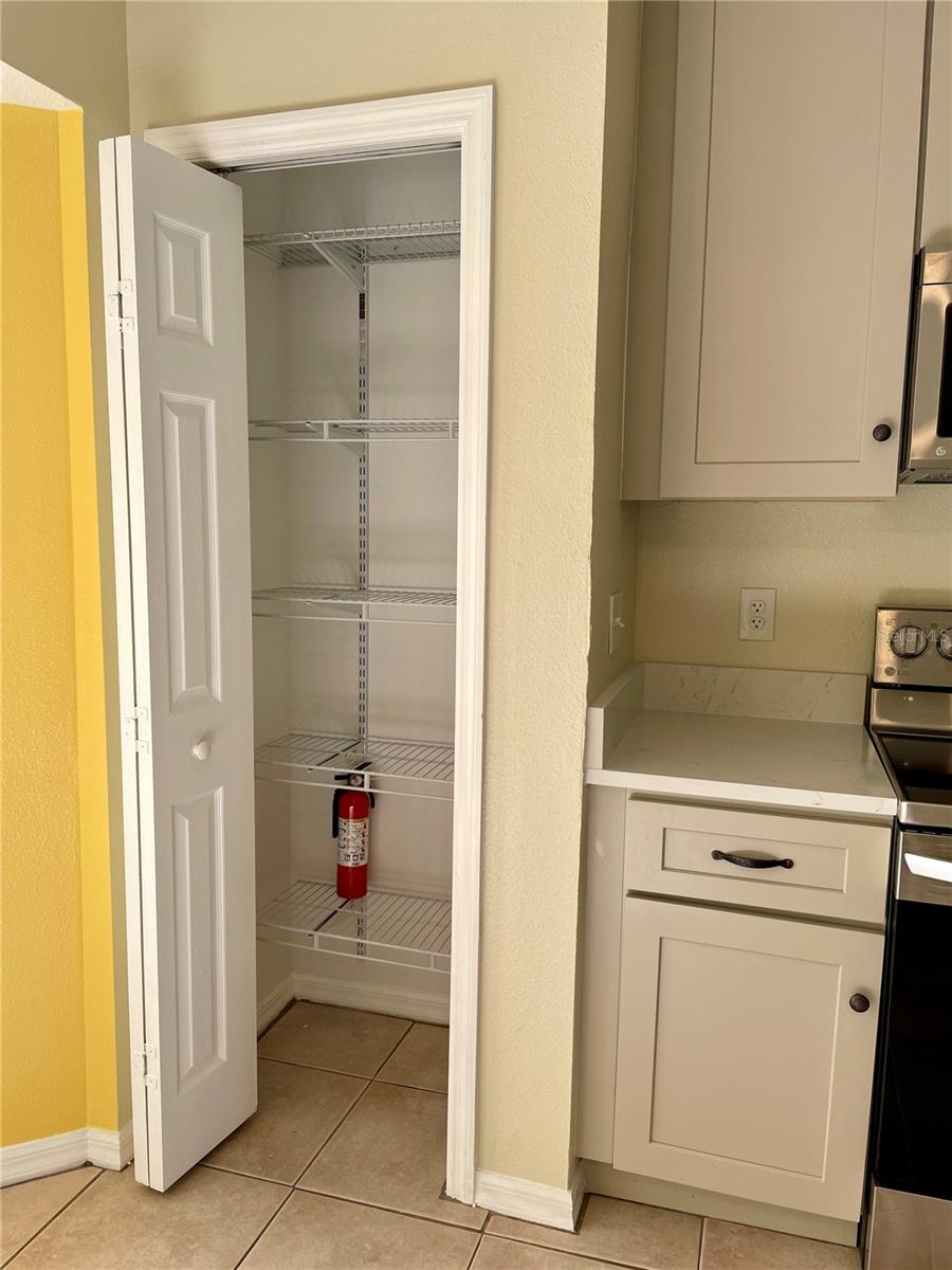 10448 CANARY AVE, WEEKI WACHEE, FL, 34613