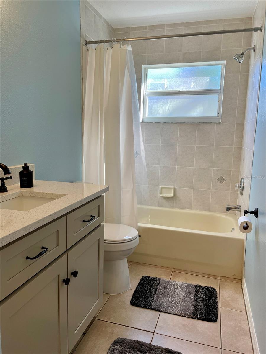 10448 CANARY AVE, WEEKI WACHEE, FL, 34613