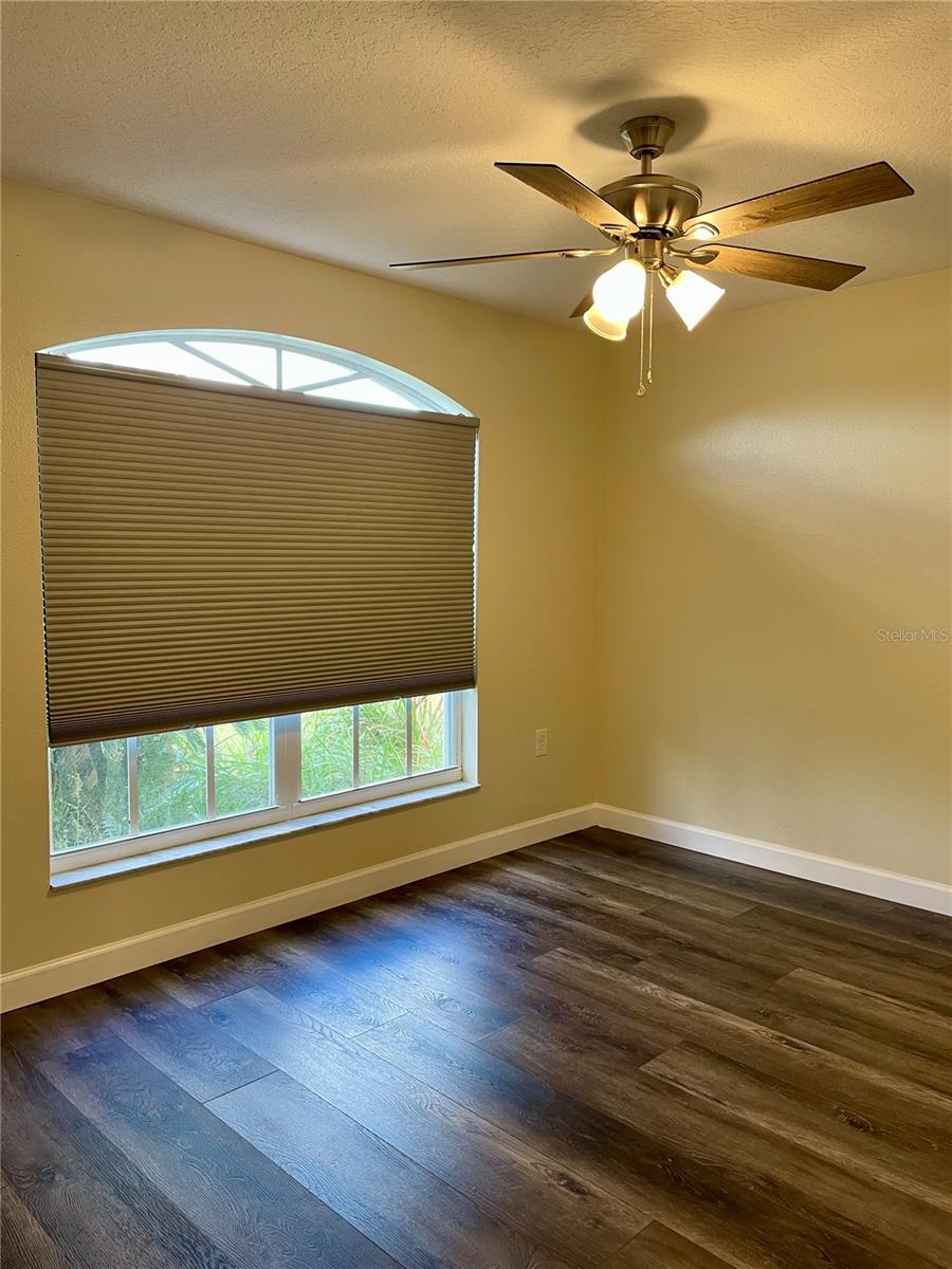 10448 CANARY AVE, WEEKI WACHEE, FL, 34613