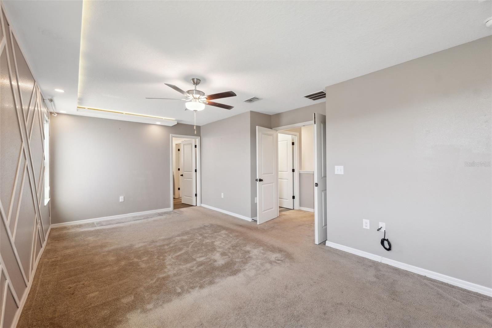 10721 SOUTHERN FOREST DR, RIVERVIEW, FL, 33578