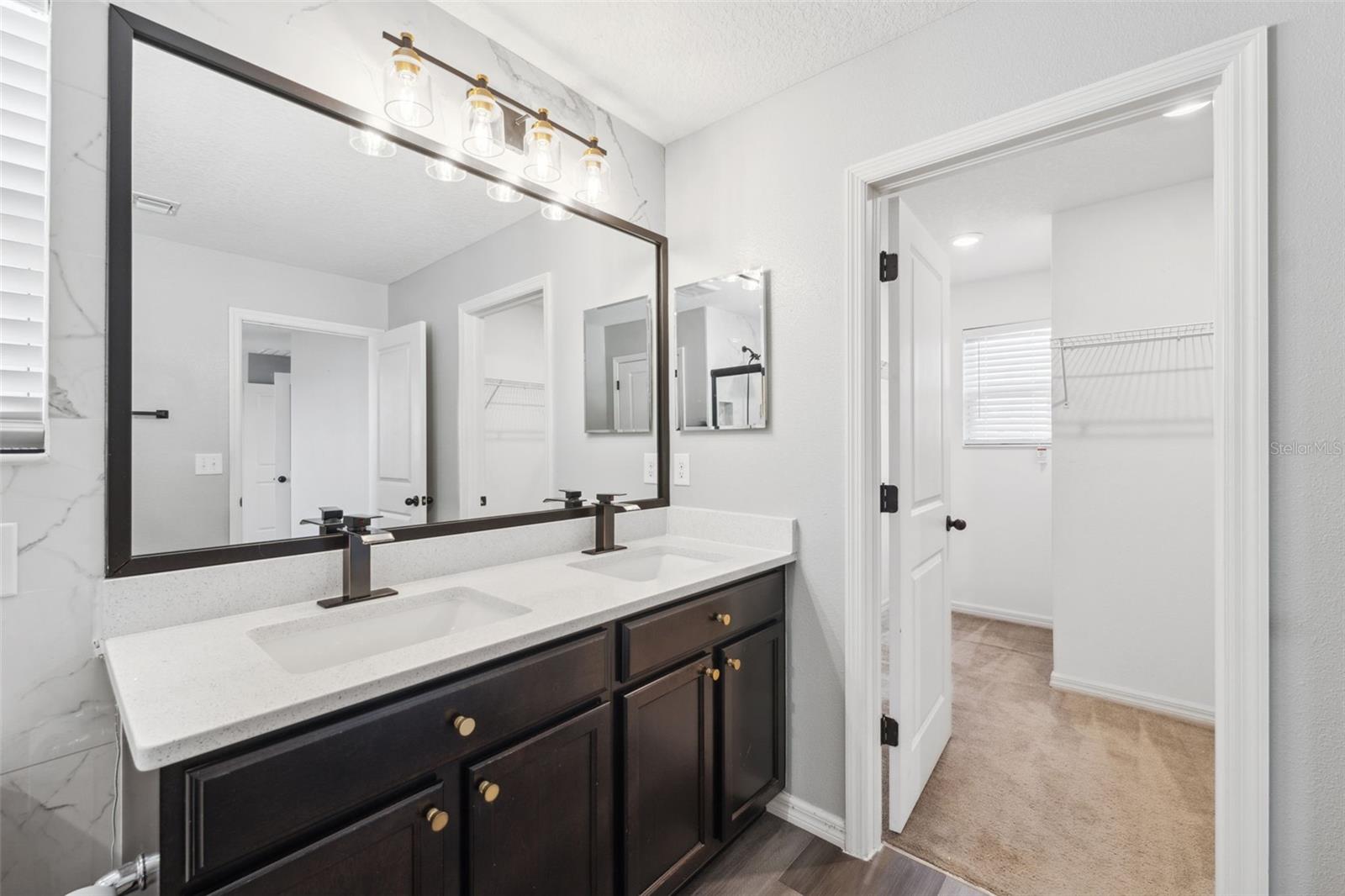10721 SOUTHERN FOREST DR, RIVERVIEW, FL, 33578