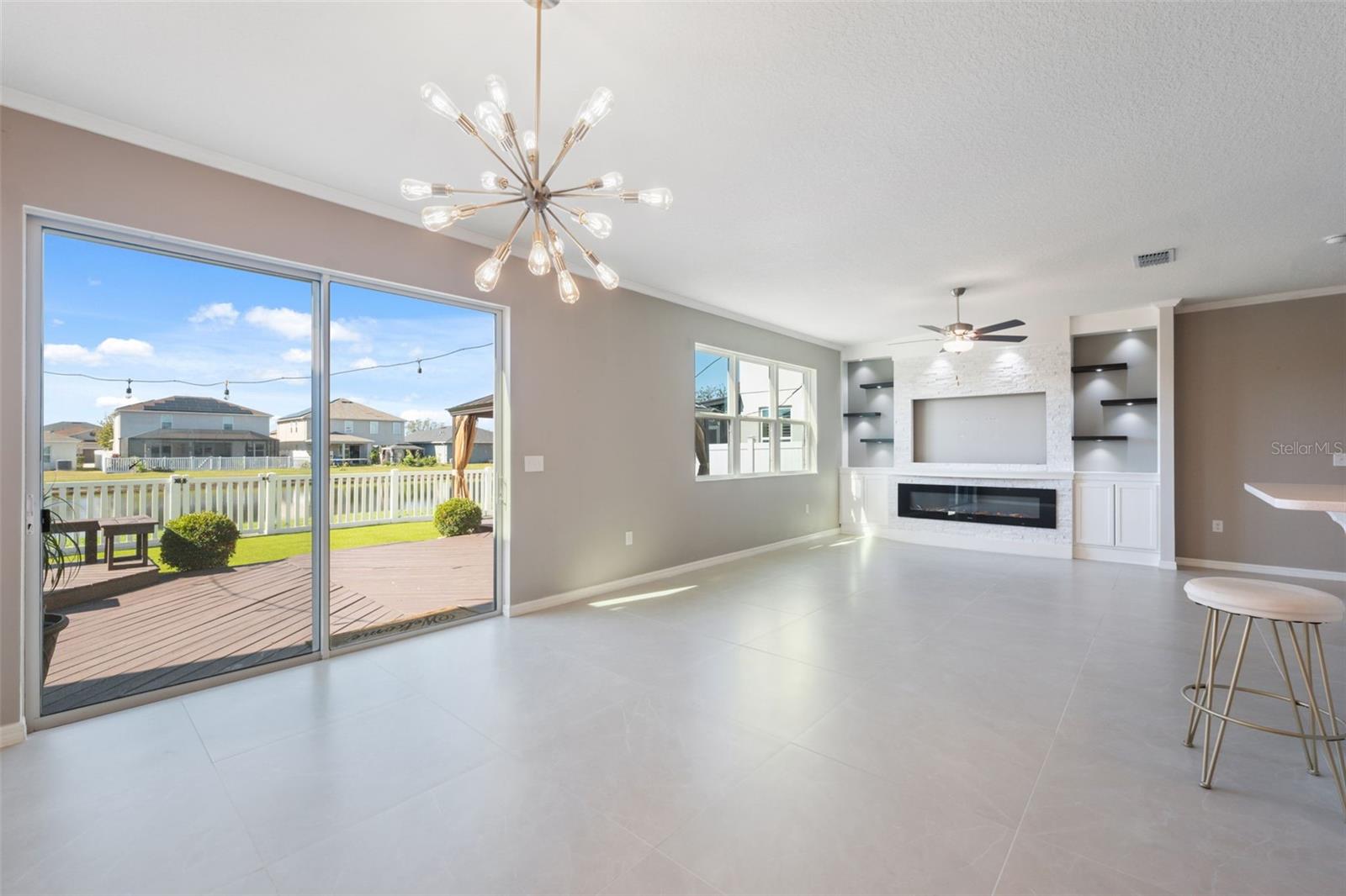 10721 SOUTHERN FOREST DR, RIVERVIEW, FL, 33578