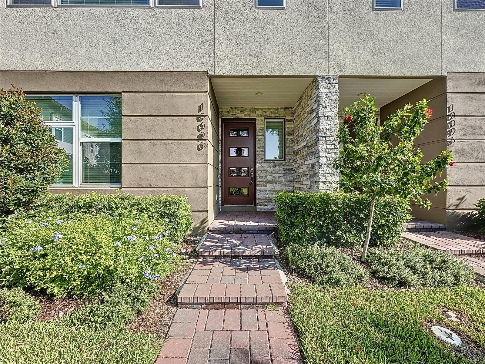 10090 SUNNIFA ALY, ORLANDO, FL, 32832