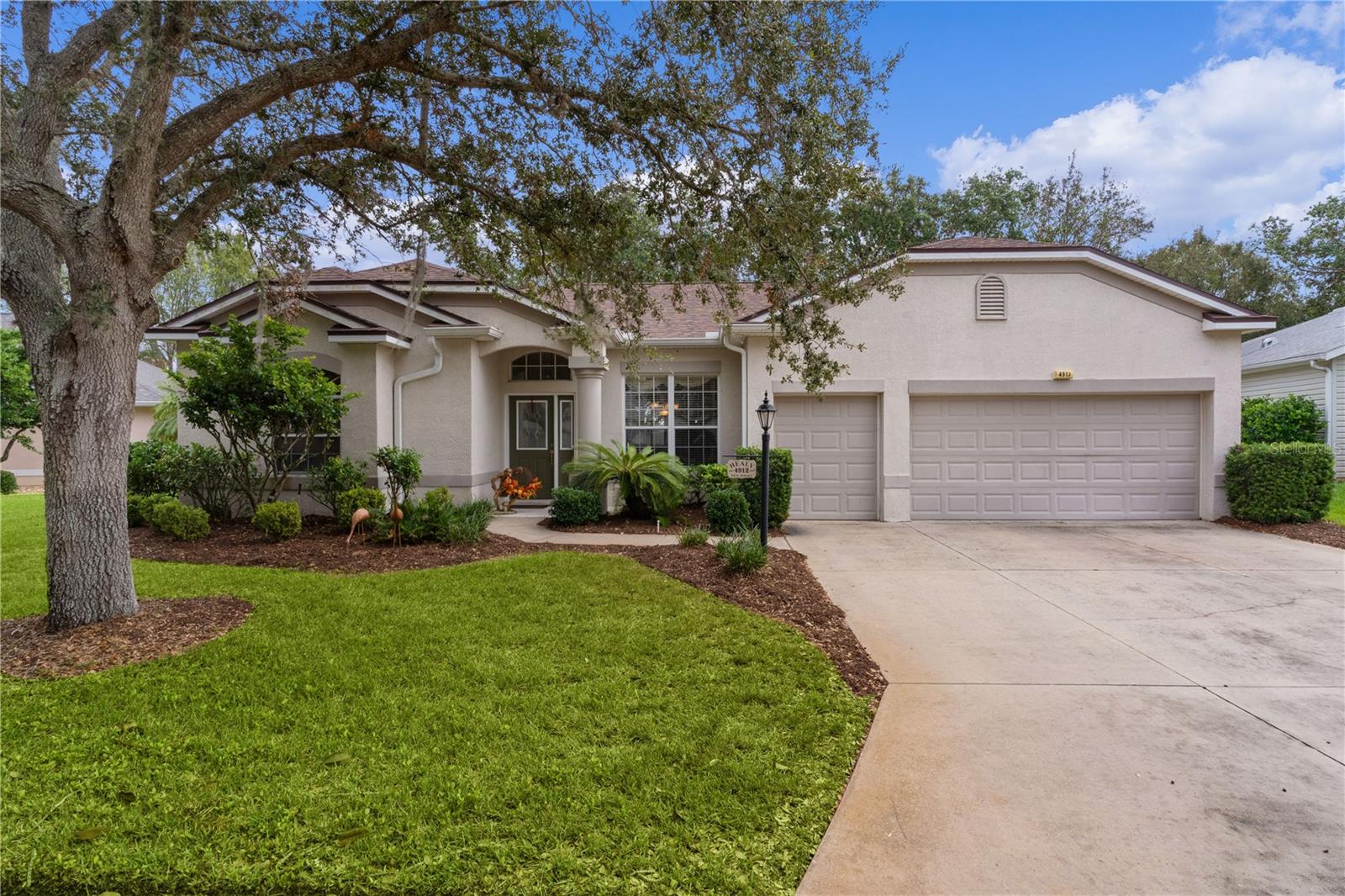 4912 SAWGRASS LAKE CIR, LEESBURG, FL, 34748
