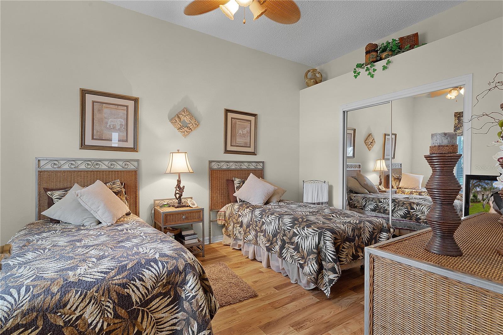 4912 SAWGRASS LAKE CIR, LEESBURG, FL, 34748