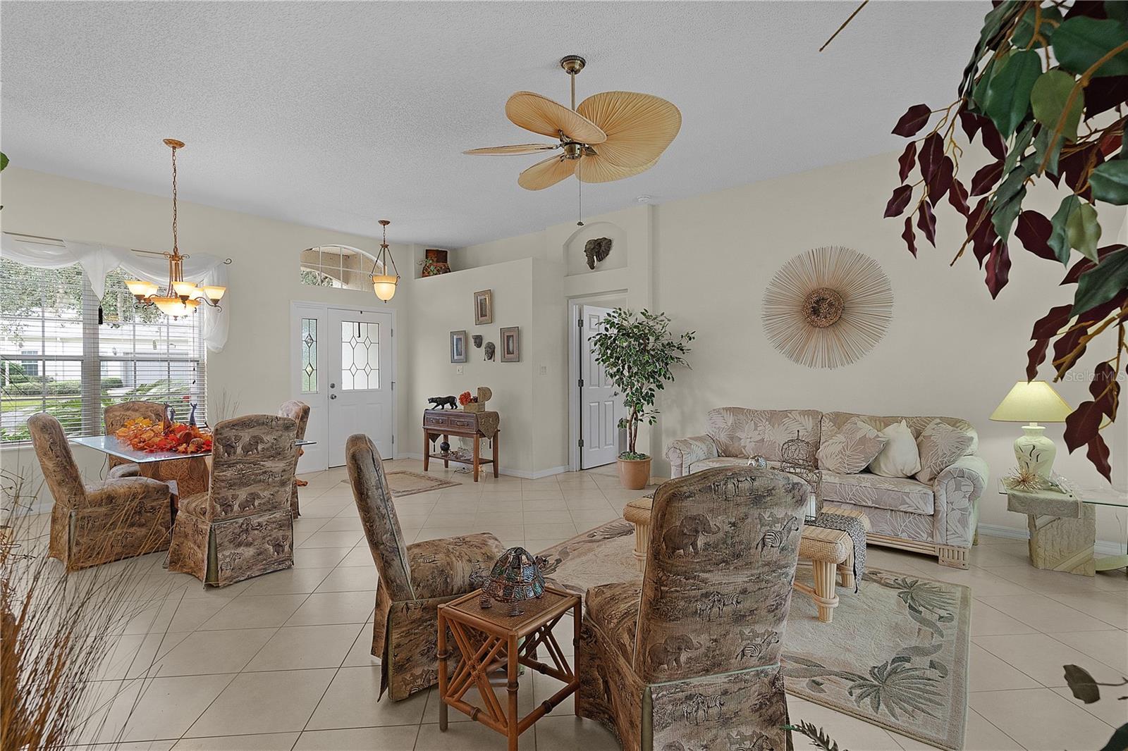 4912 SAWGRASS LAKE CIR, LEESBURG, FL, 34748