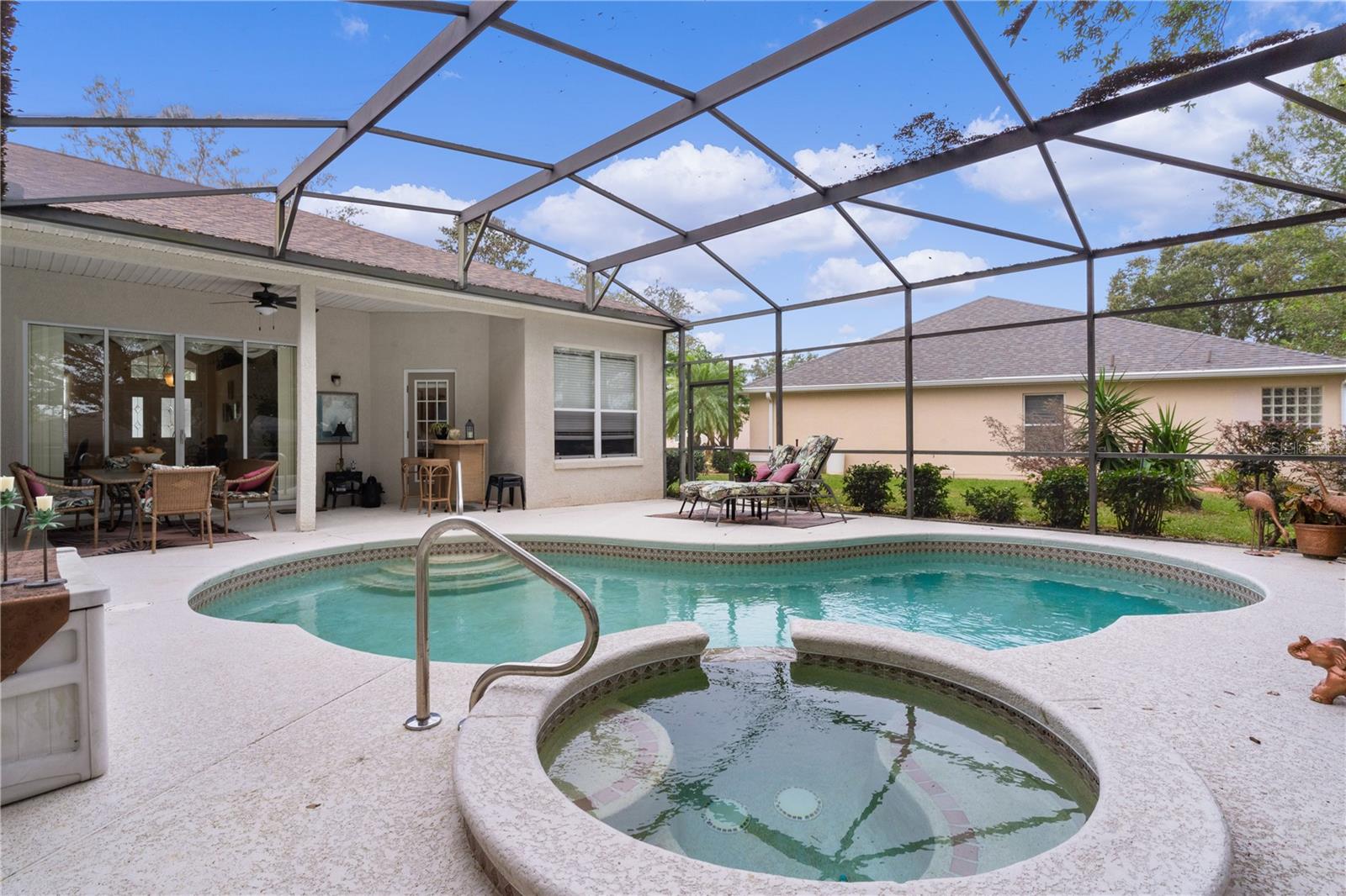 4912 SAWGRASS LAKE CIR, LEESBURG, FL, 34748