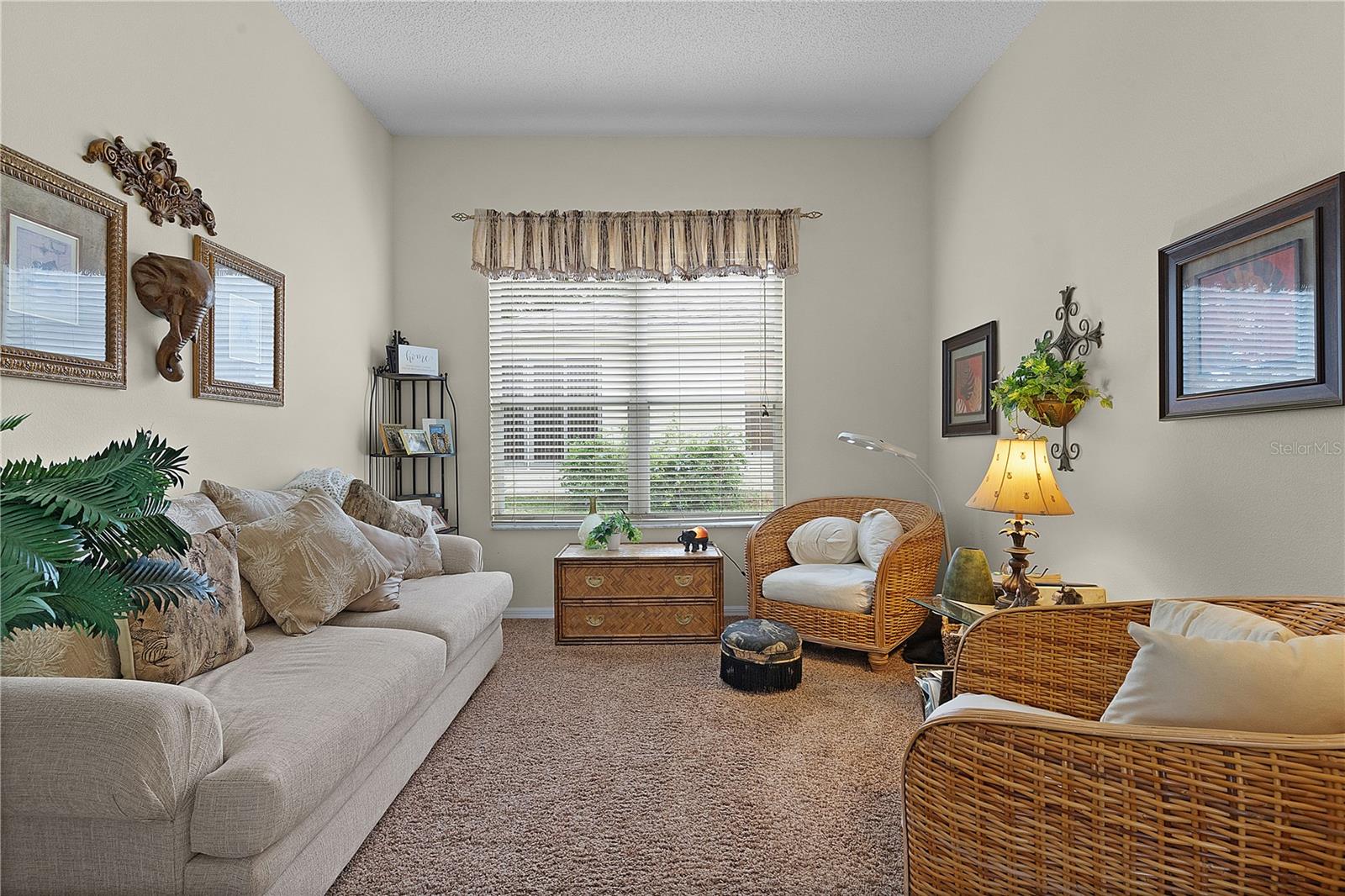 4912 SAWGRASS LAKE CIR, LEESBURG, FL, 34748