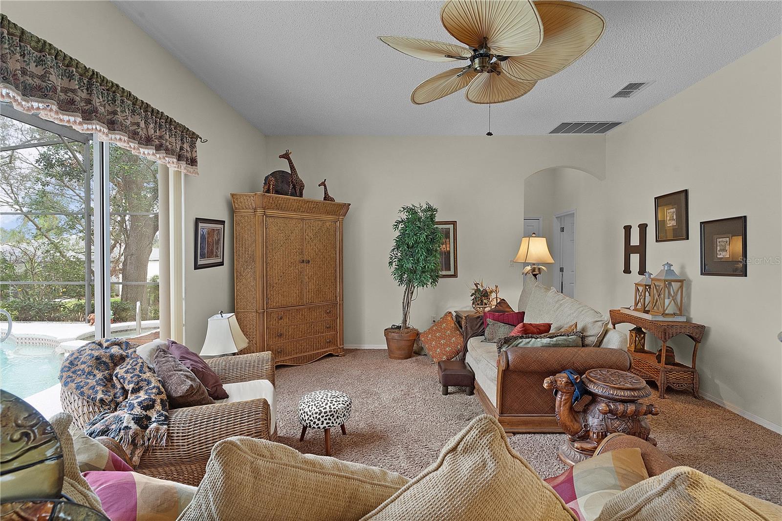 4912 SAWGRASS LAKE CIR, LEESBURG, FL, 34748