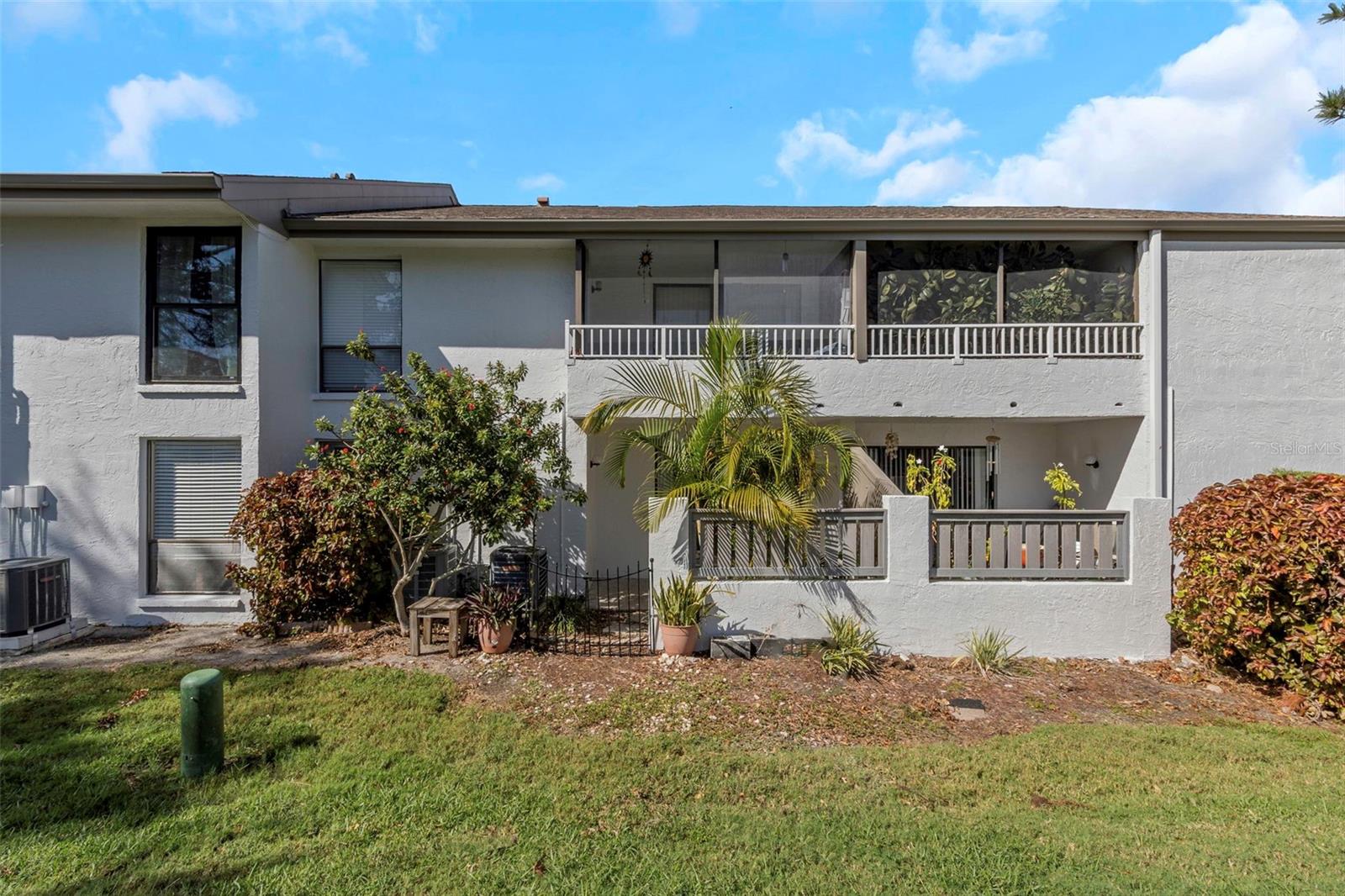 1960 LAKEWOOD CLUB DR S #2B, ST PETERSBURG, FL, 33712