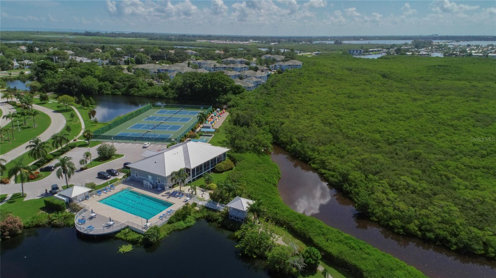 1256 SPOONBILL LANDINGS CIR, BRADENTON, FL, 34209