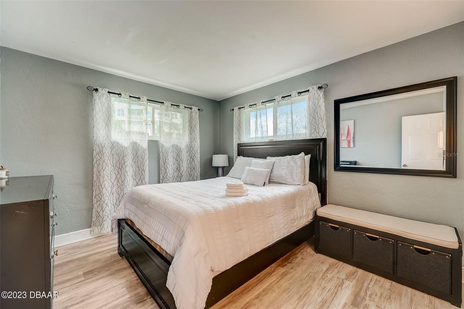 213 SANDY CIR, SOUTH DAYTONA, FL, 32119