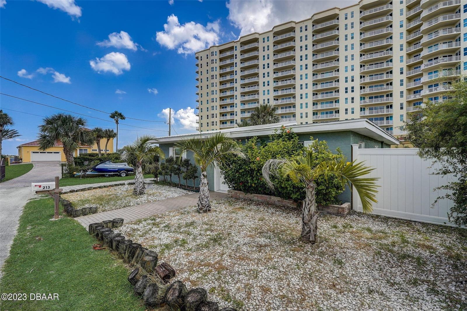 213 SANDY CIR, SOUTH DAYTONA, FL, 32119