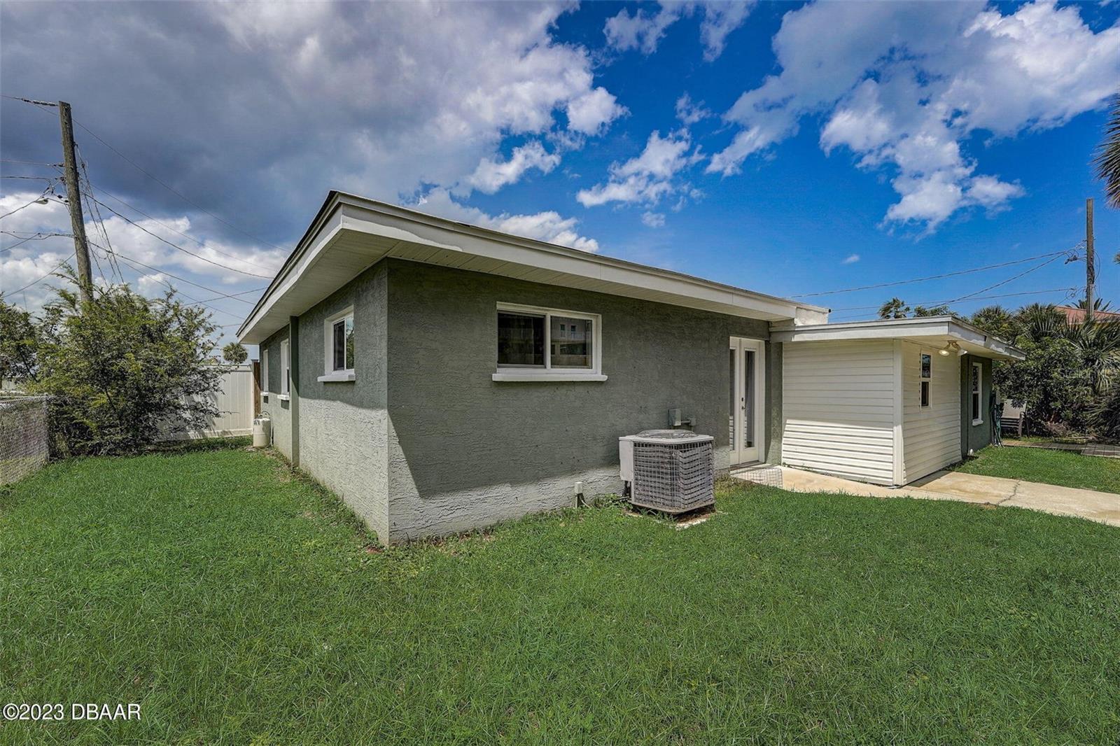 213 SANDY CIR, SOUTH DAYTONA, FL, 32119