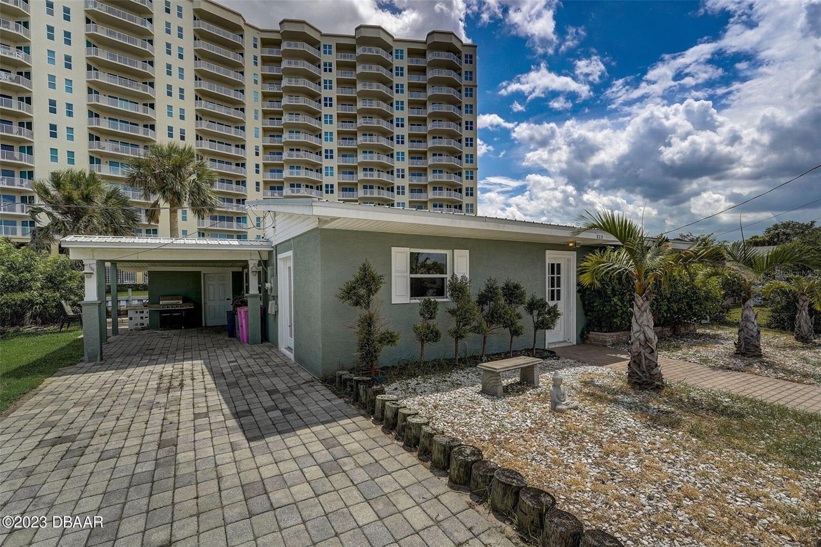 213 SANDY CIR, SOUTH DAYTONA, FL, 32119