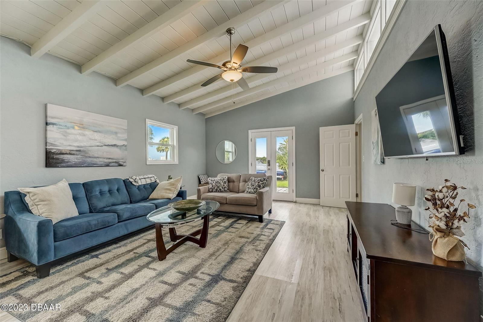 213 SANDY CIR, SOUTH DAYTONA, FL, 32119