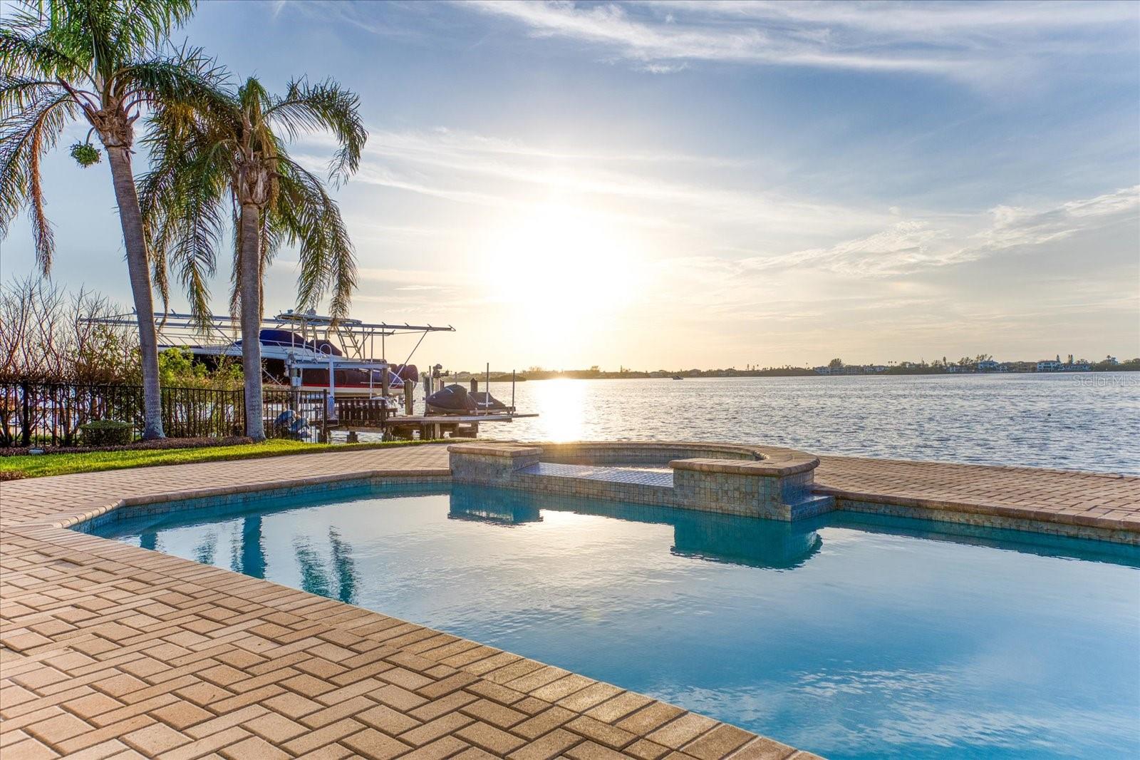 112 DRIFTWOOD LN, LARGO, FL, 33770