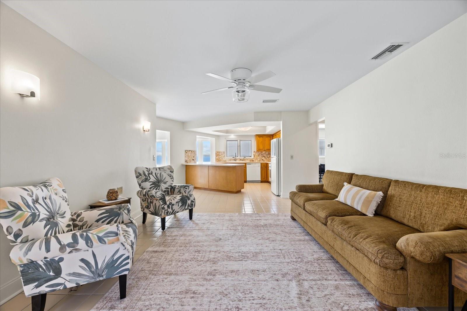 112 DRIFTWOOD LN, LARGO, FL, 33770