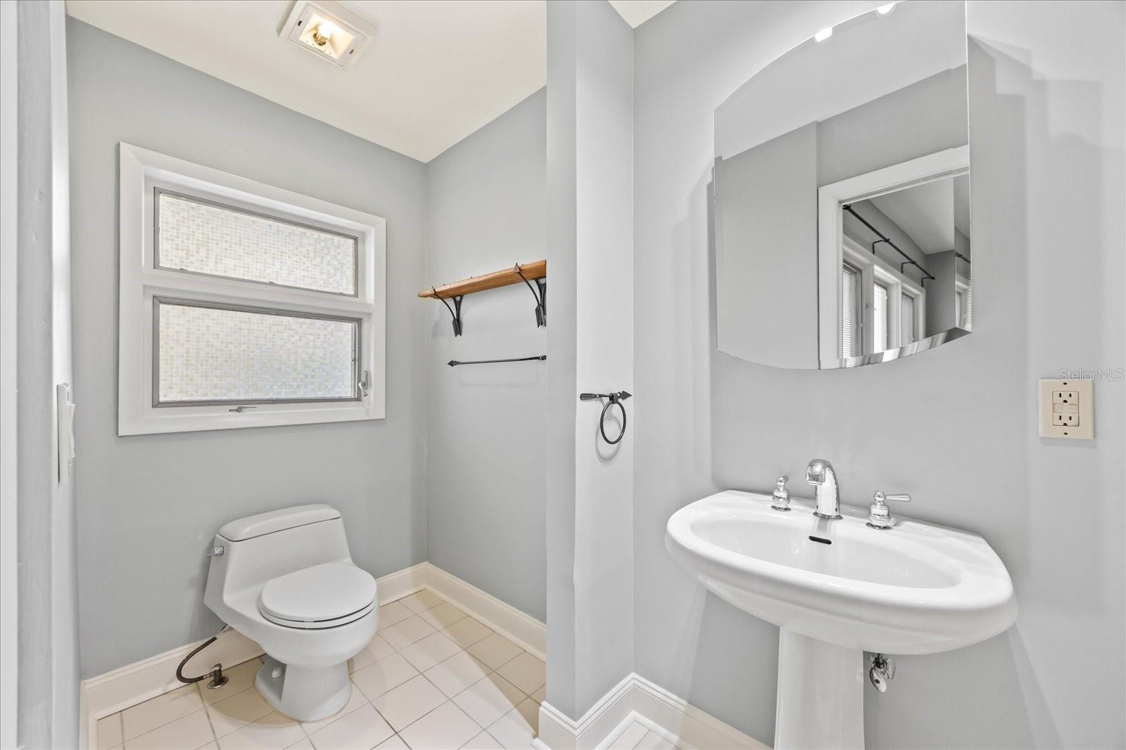 112 DRIFTWOOD LN, LARGO, FL, 33770