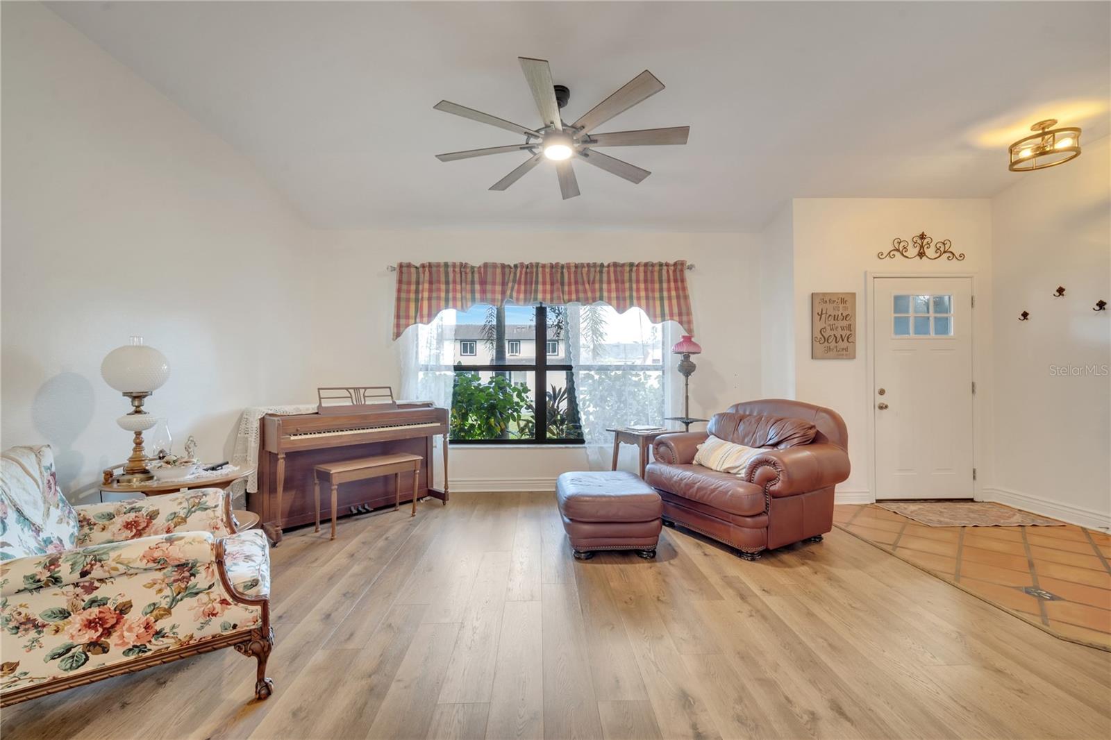 5125 FORMBY DR, ORLANDO, FL, 32812